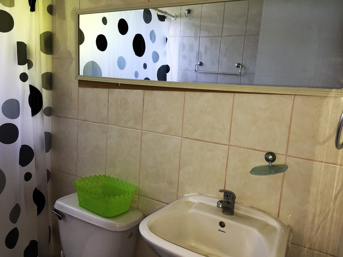 Hostal Marari Hanga Roa Exterior photo